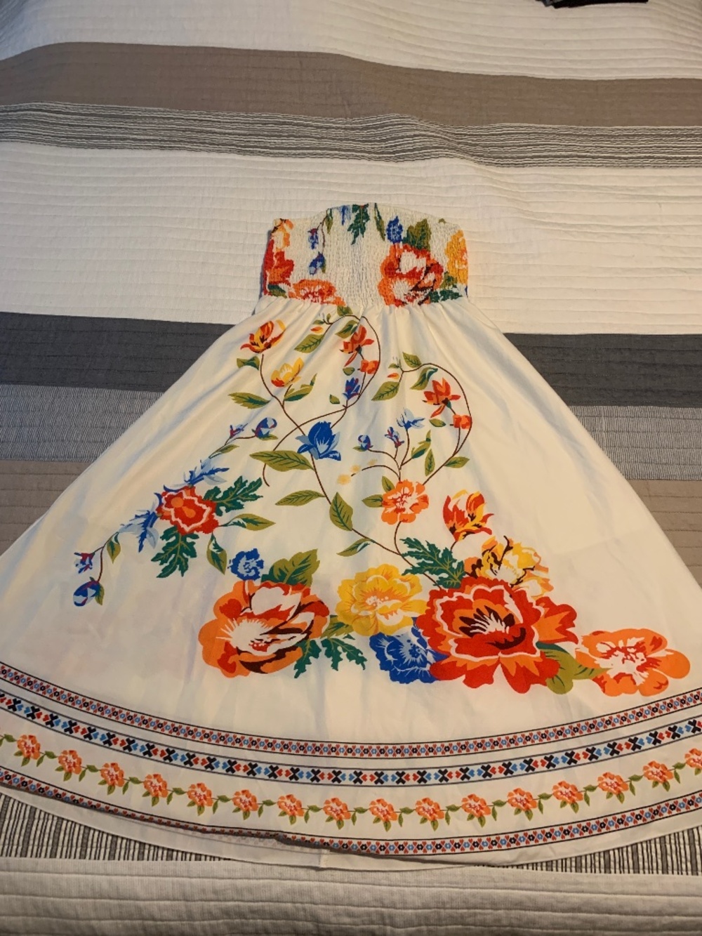 Strapless White Floral Sundress - Picture 2 of 3